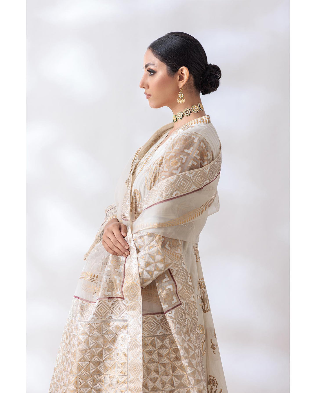 Soft Radiance Off-White Set
