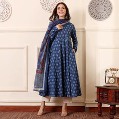 Raghavi Radiant Drift Cotton Set