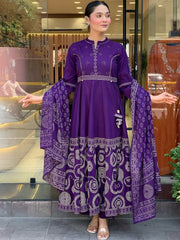 Rangrez Bandhej Anarkali Ensemble