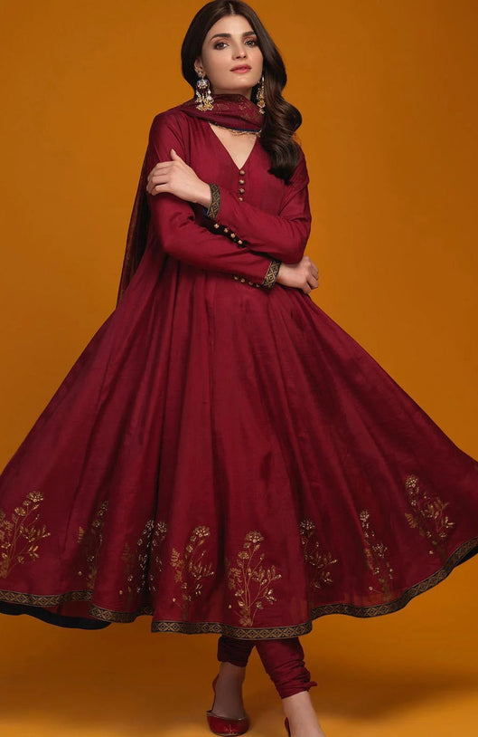 Scarlet Embroirdered Suit Set