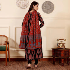 Pavitra Royal Print Ensemble