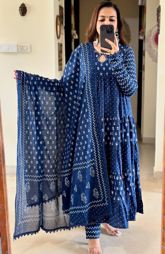 Tara Royal Flare Anarkali
