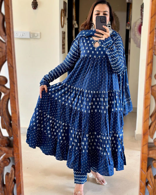 Tara Royal Flare Anarkali