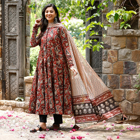 Kamodani Mystic Print Ensemble